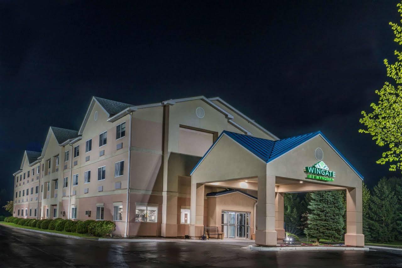 Comfort Inn & Suites Liverpool - Syracuse Экстерьер фото