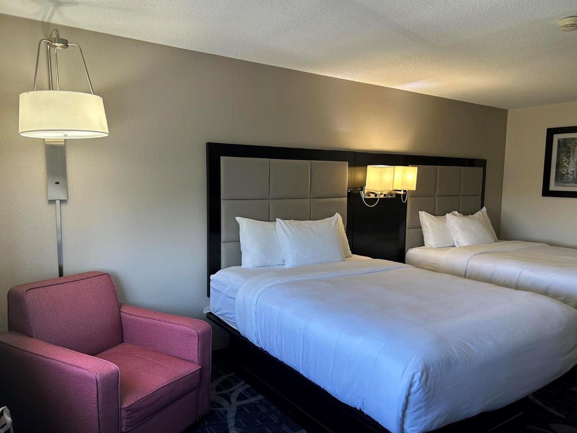 Comfort Inn & Suites Liverpool - Syracuse Экстерьер фото